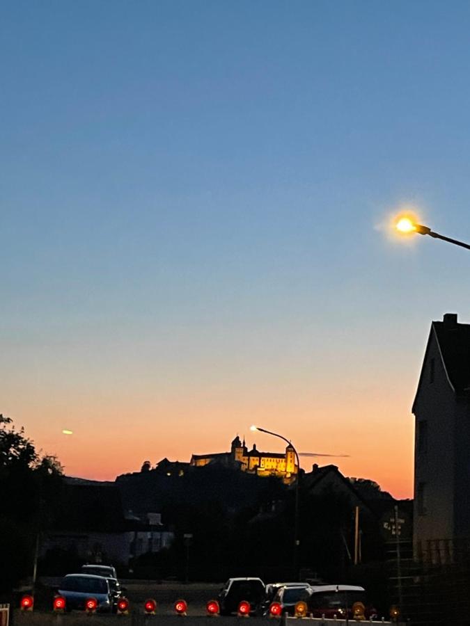 Peaceful Holiday Morningstar Lägenhet Würzburg Exteriör bild