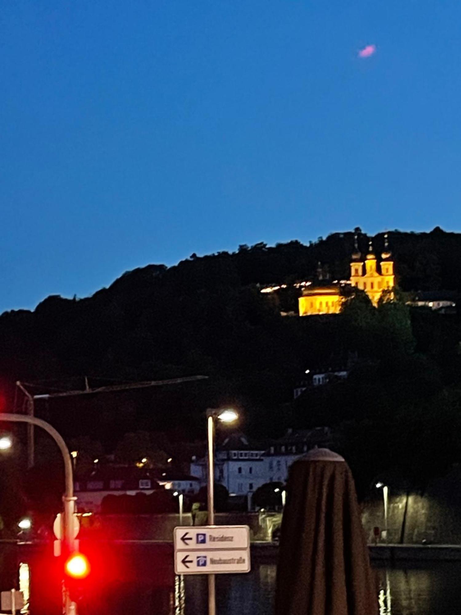 Peaceful Holiday Morningstar Lägenhet Würzburg Exteriör bild